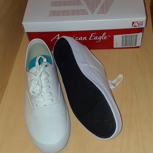 White American Eagle shoes